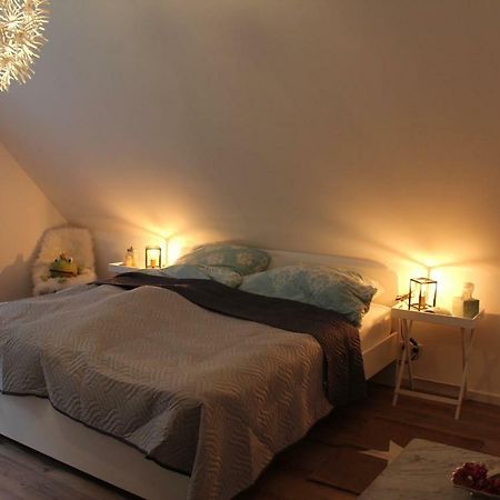 Ferienwohnung Im Tuermchen Oberfell エクステリア 写真