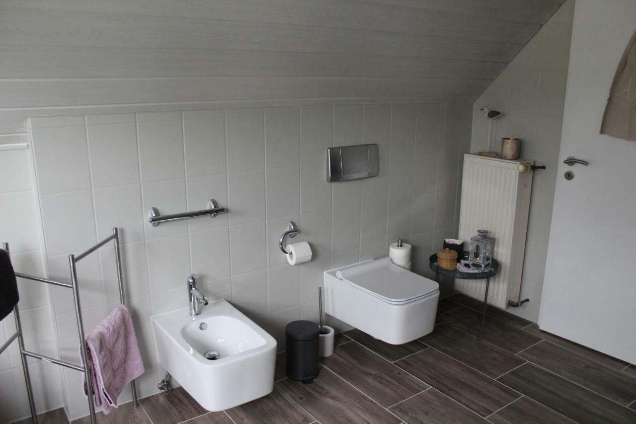 Ferienwohnung Im Tuermchen Oberfell エクステリア 写真