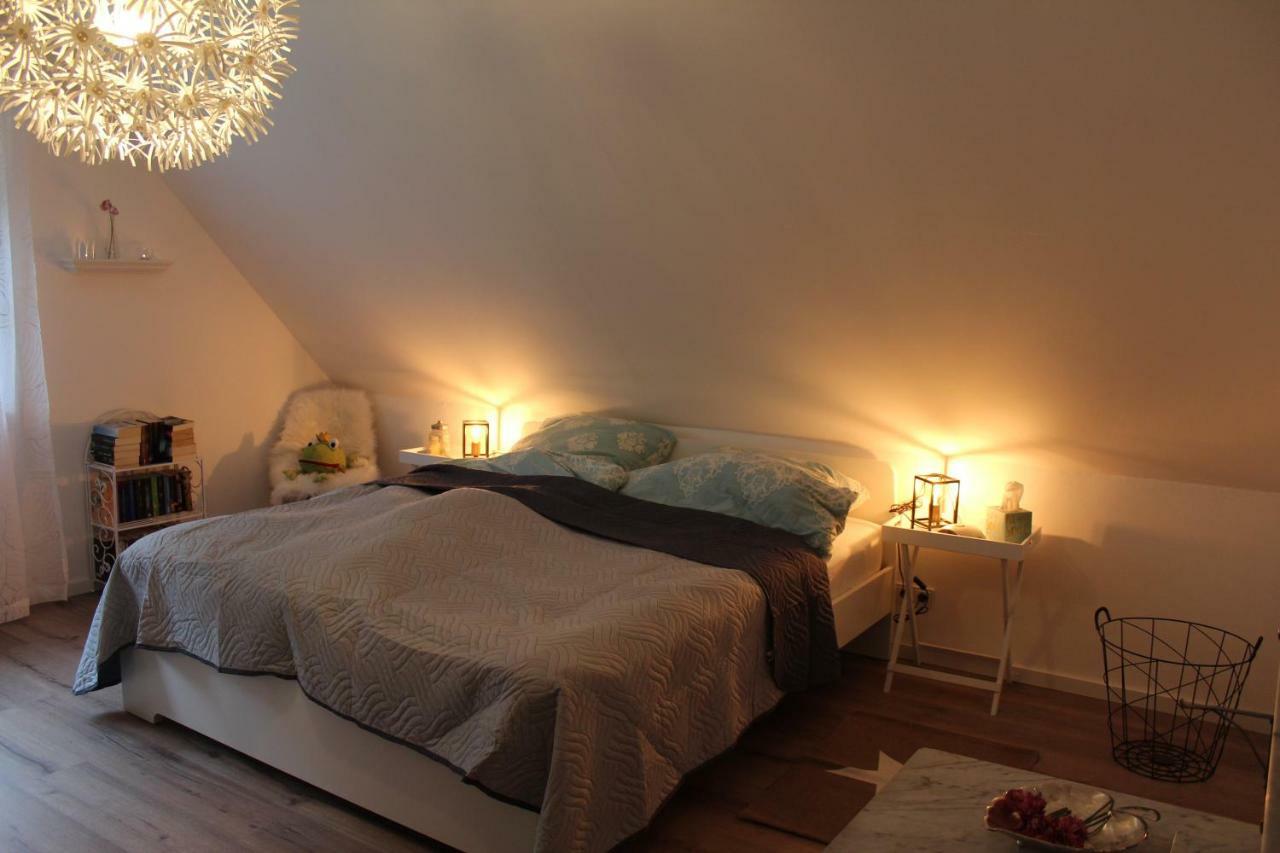 Ferienwohnung Im Tuermchen Oberfell エクステリア 写真