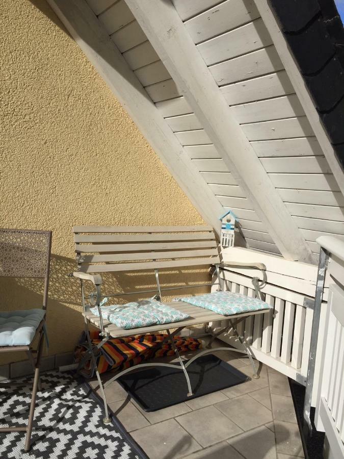 Ferienwohnung Im Tuermchen Oberfell エクステリア 写真
